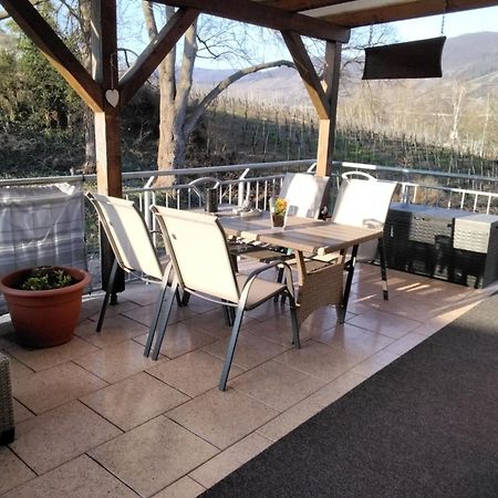 Die Ferienwohnung Lindenhof Zell an der Mosel Exterior photo